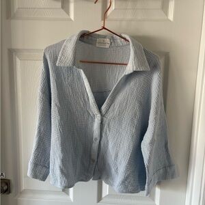 The Handloom Light Blue Gauze Button-Front Shirt (one size)